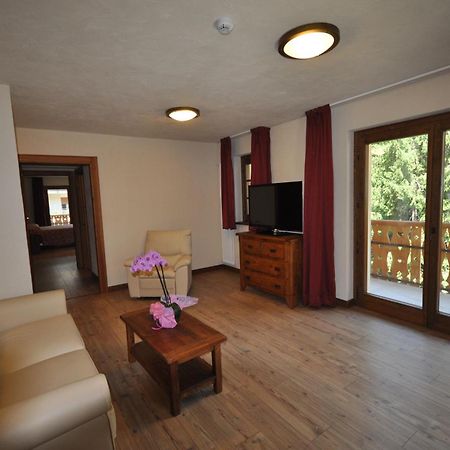 Limone Palace Aparthotel Limone Piemonte Exteriör bild