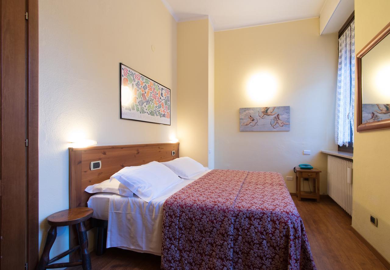 Limone Palace Aparthotel Limone Piemonte Exteriör bild
