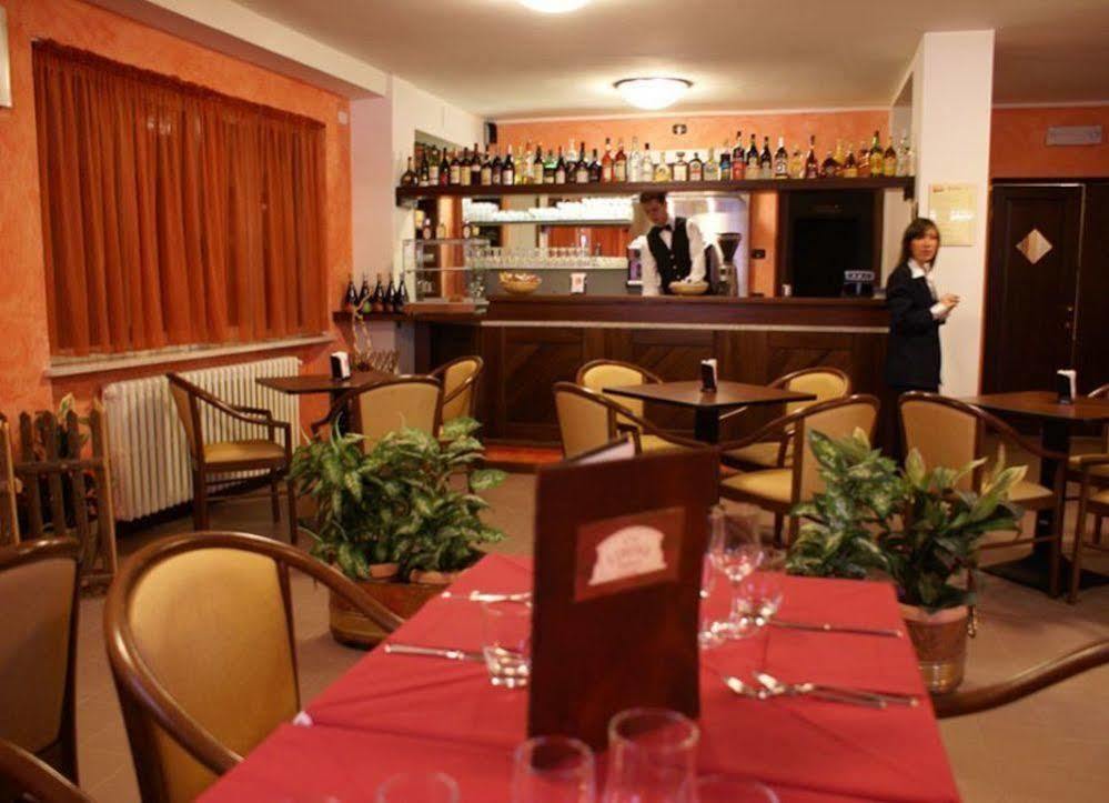 Limone Palace Aparthotel Limone Piemonte Exteriör bild